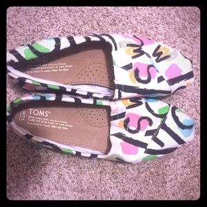 Brand new Toms!new without tags